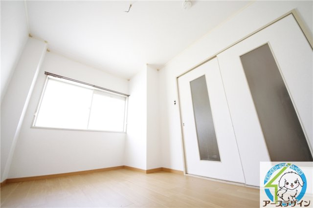 パールハイツ西の洋室