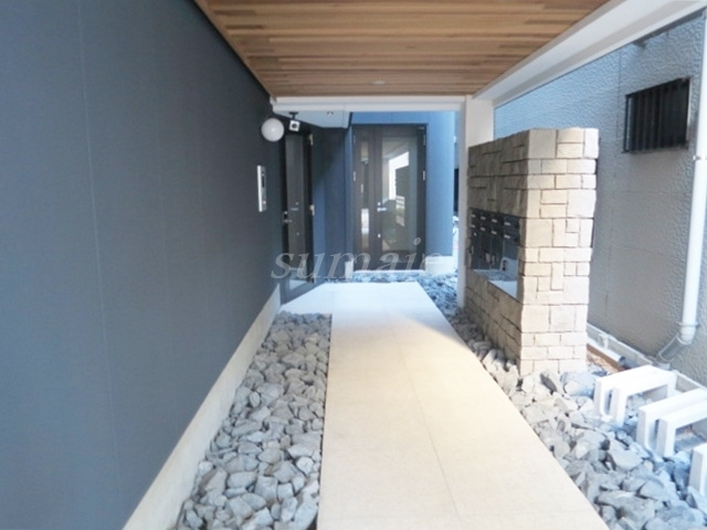 ａ-ｓｔｏｎｅ東十条のエントランス|素敵な入口です☆