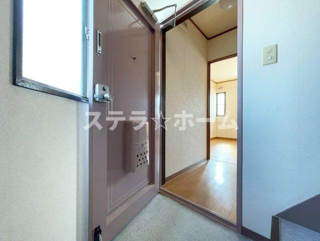 都島南通1 中古戸建の玄関|収納もある玄関です