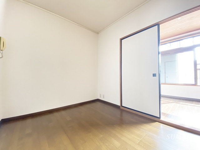 シティハイムコーポ島村の洋室|4.5帖の洋室☆