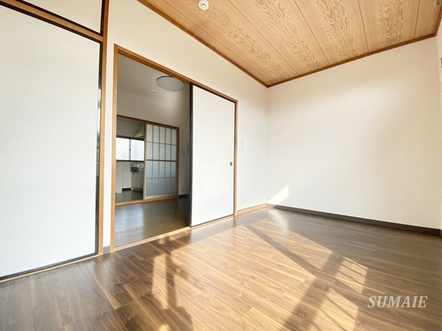 シティハイムコーポ島村の寝室|日当たりの良い居室☆