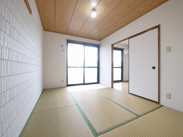 ヴァン・ヴェールⅠパートⅡの和室|和室、ちょっとしたくつろぎスペースにいかがでしょうか