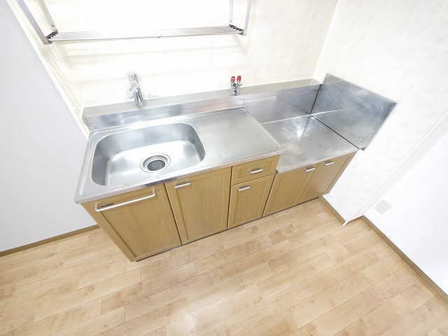 ヴァン・ヴェールⅠパートⅡのキッチン|お料理しやすいキッチンです