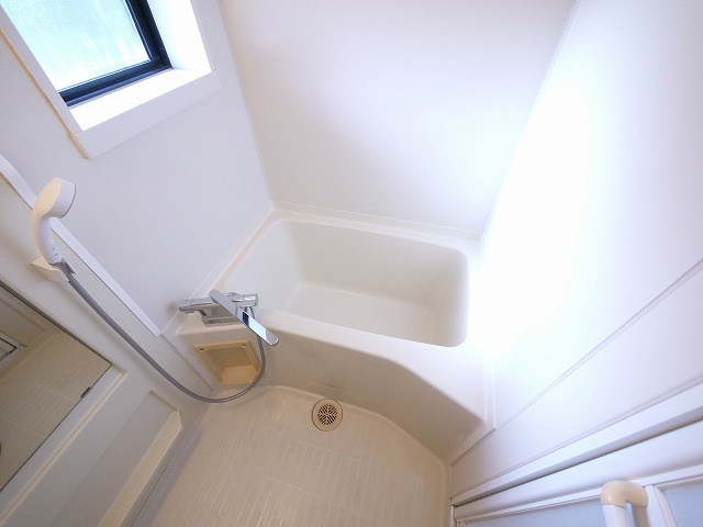 ヴァン・ヴェールⅠパートⅡの浴室|落ち着いた空間のお風呂です