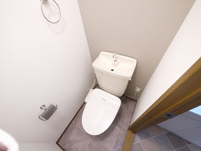 ヴァン・ヴェールⅠパートⅡのトイレ|清潔感のあるトイレです