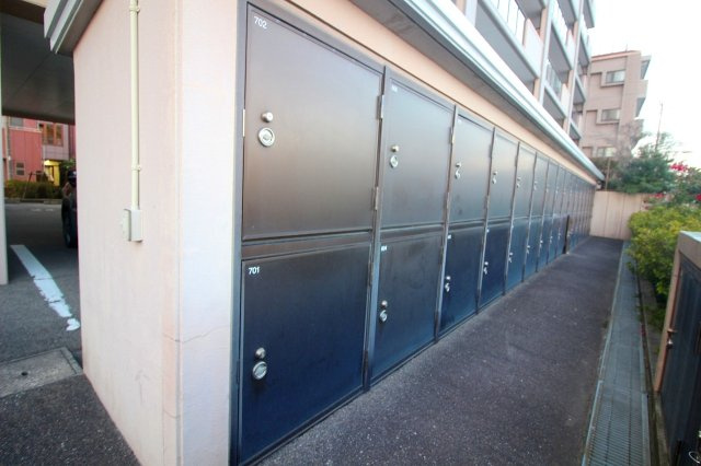 ■□グランドール米子旗ヶ崎□■のその他|トランクルーム完備。