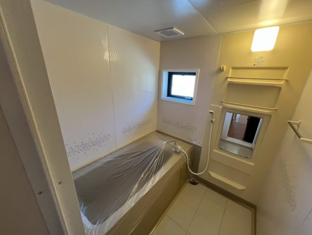 ニューキャピタルⅥの浴室