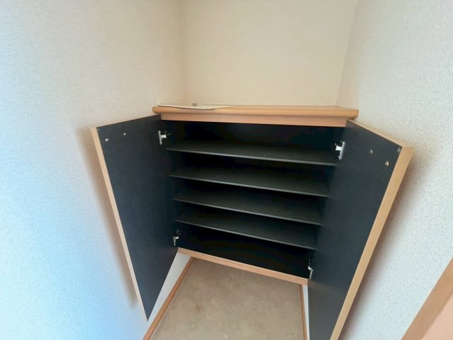 ニューキャピタルⅥの収納