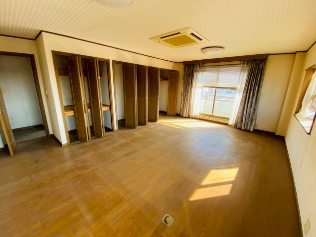八街ほ　店舗付き住宅の洋室