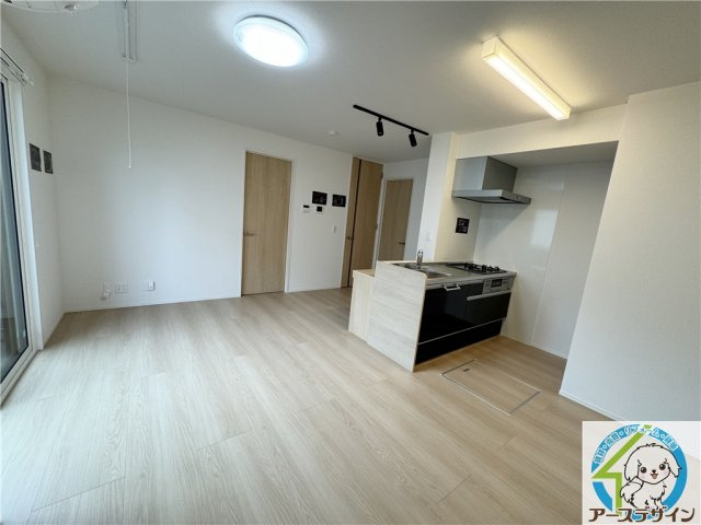 カレントの居間・リビング|ゆったりとした居間です