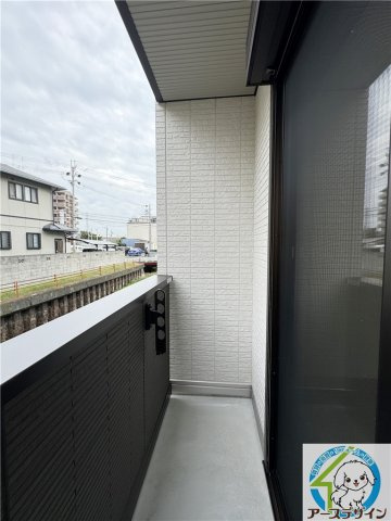 カレントのバルコニー|お洗濯にも便利なバルコニー付き