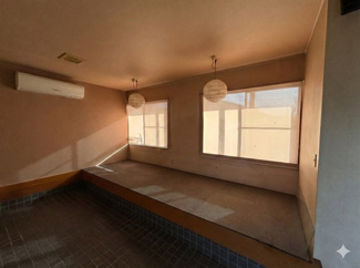 【内装】 | 桜川市真壁町亀熊　貸店舗 | 室内をイメージしやすくするため、一部のお荷物を加工で消去しております。