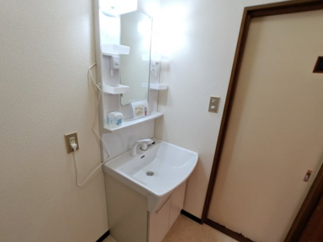 ガーデンテラス K.Nの洗面所