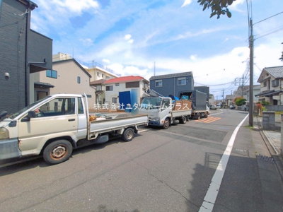 【前面道路含む現地写真】 | 東大和市南街3丁目　新築戸建　【全4棟】