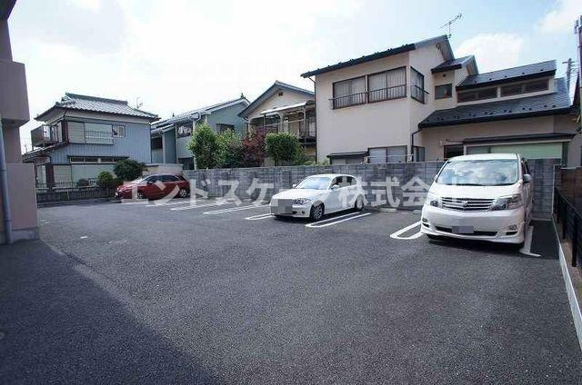 アルトヴァストの駐車場|高崎、前橋のお部屋探しはエンドスケープまで！お客様の理想お聞かせ下さい♪
