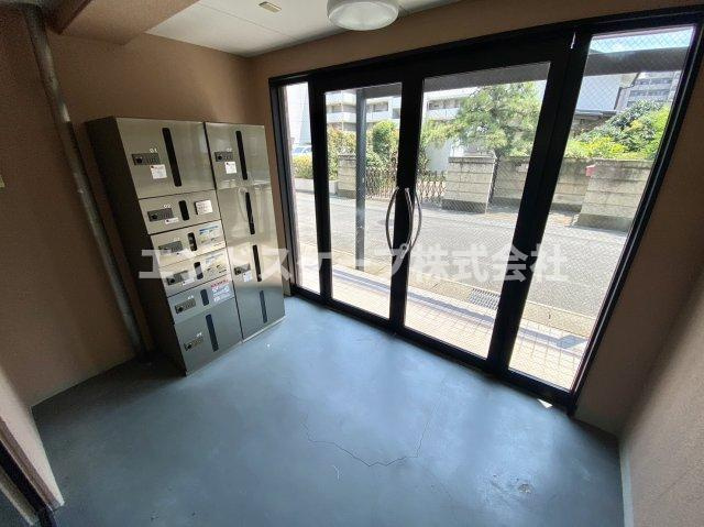 アルトヴァストのロビー|高崎、前橋のお部屋探しはエンドスケープまで！お客様の理想お聞かせ下さい♪