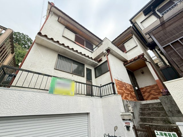 津田東町3丁目戸建の外観|きれいな外観です