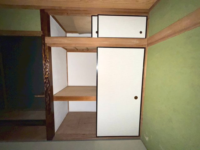津田東町3丁目戸建の収納|ちょっとした収納スペースも充実しています