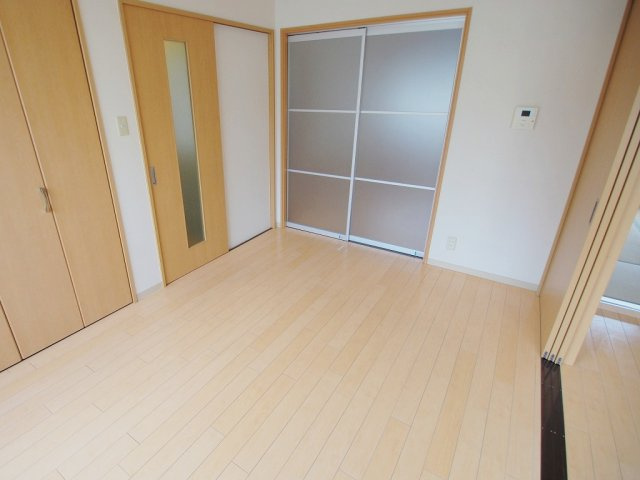 セジュール野北A棟の居間・リビング