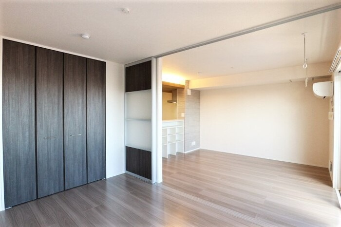 ハイピクチャー　　E棟の居間・リビング