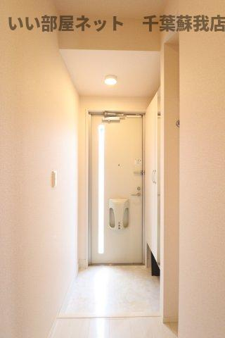 サウスヒルズⅢの玄関|シンプルで使いやすい玄関です