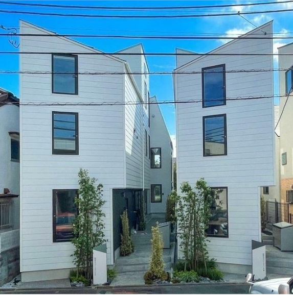 祖師谷アパートメントWの外観