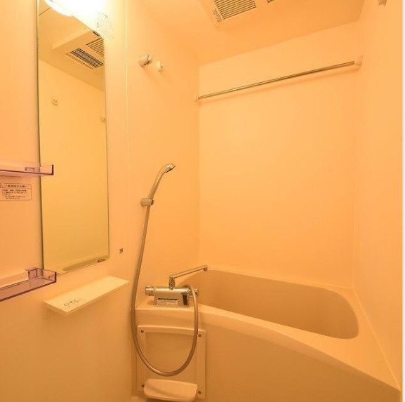 祖師谷アパートメントWの浴室