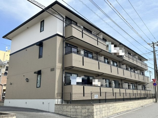ハイカムールＳＴ・ユアサの外観