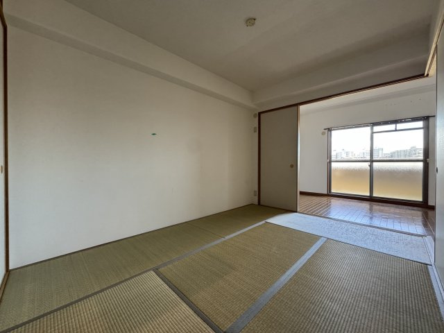 ボヌール千里中央弐番館の和室