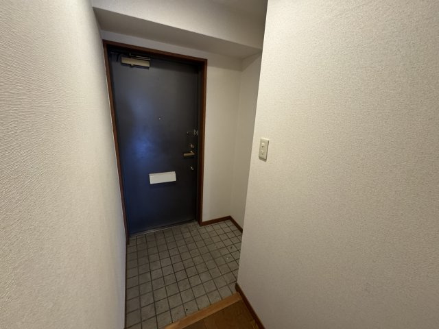 ボヌール千里中央弐番館の玄関