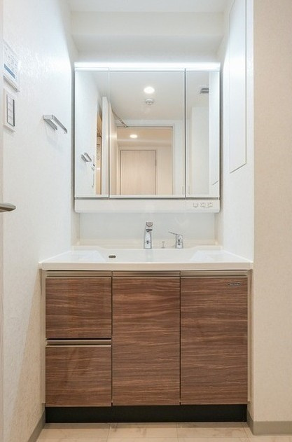 【独立洗面台】