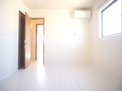 【寝室】 | パルティーダ | 清潔感のあるきれいな洋間です♪