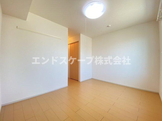 ピーチハッピネスの洋室|高崎、前橋のお部屋探しはエンドスケープまで！お客様の理想お聞かせ下さい♪