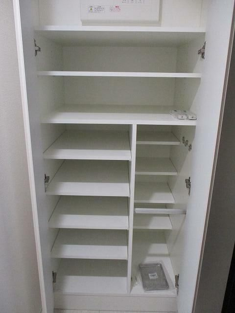 クレストコート西巣鴨の収納