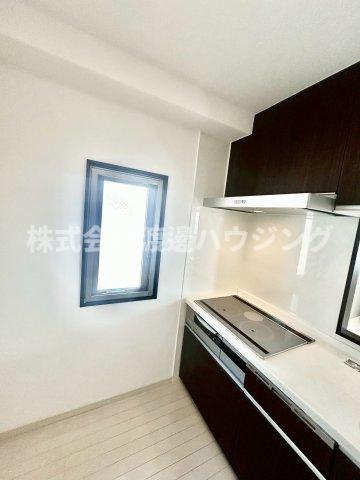 スプリングコート2のその他|窓