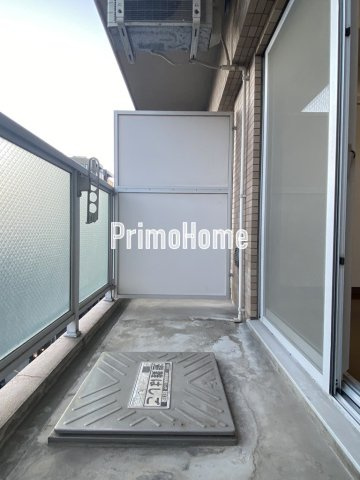 パークウェル神田イーストのバルコニー