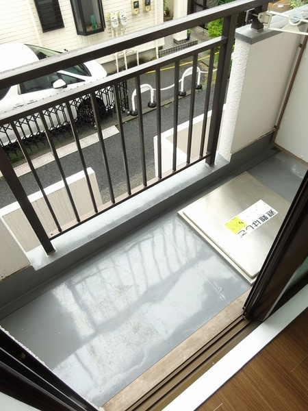 日神パレス新大塚のバルコニー