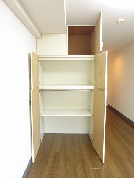 日神パレス新大塚の収納