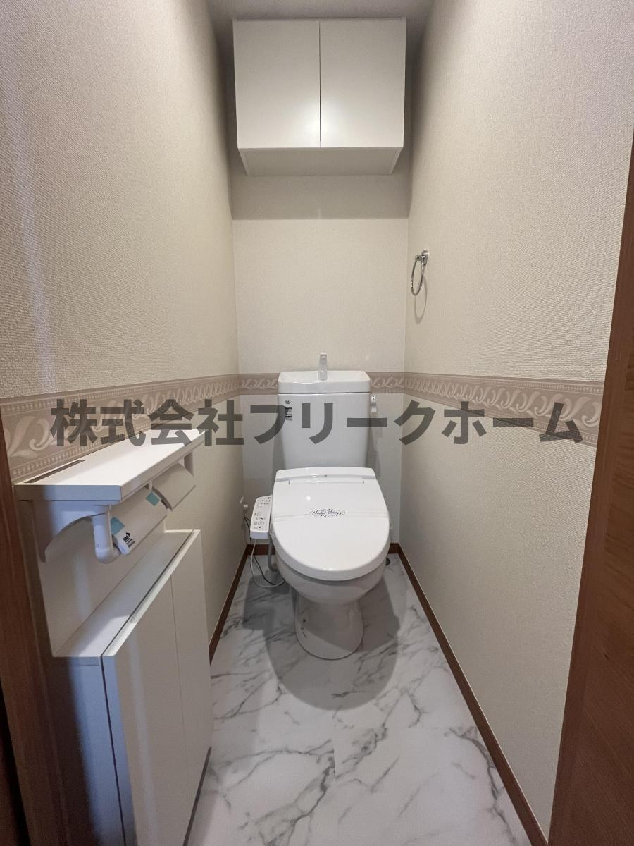 杉並区松庵２丁目の賃貸マンションのトイレ