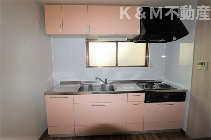 ルイメゾン２のキッチン|コンパクトなキッチンで掃除もラクラク