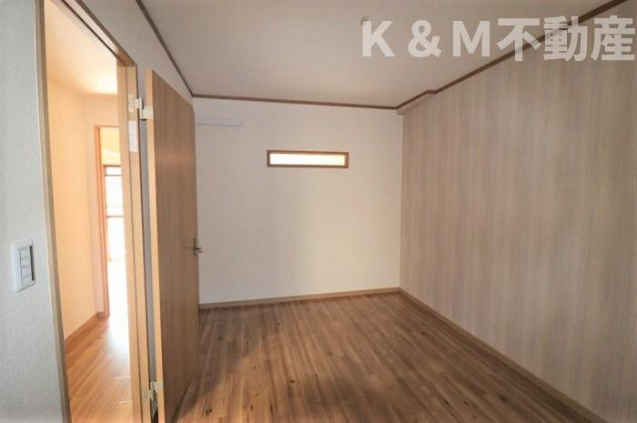 ルイメゾン２の居間・リビング|ゆったり過ごせる居間です