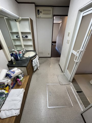 中古住宅　長良3丁目の洗面所|洗面脱衣所