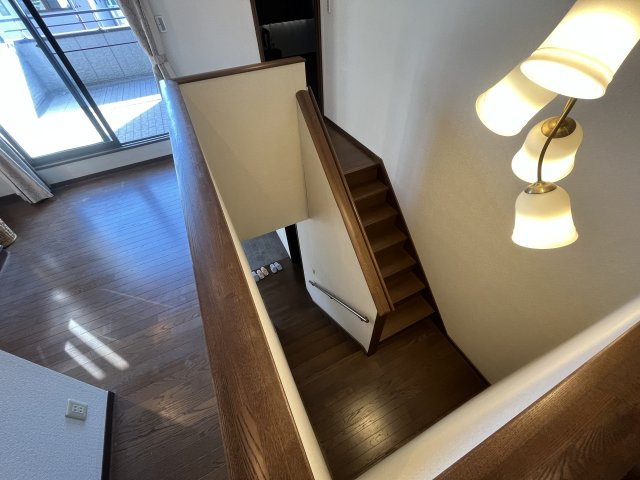 中古住宅　長良3丁目の内装|階段