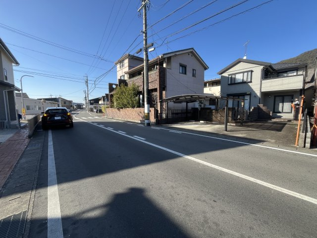 中古住宅　長良3丁目の前面道路含む現地写真
