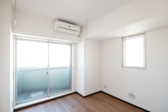 ダイホープラザ千駄木の居間・リビング