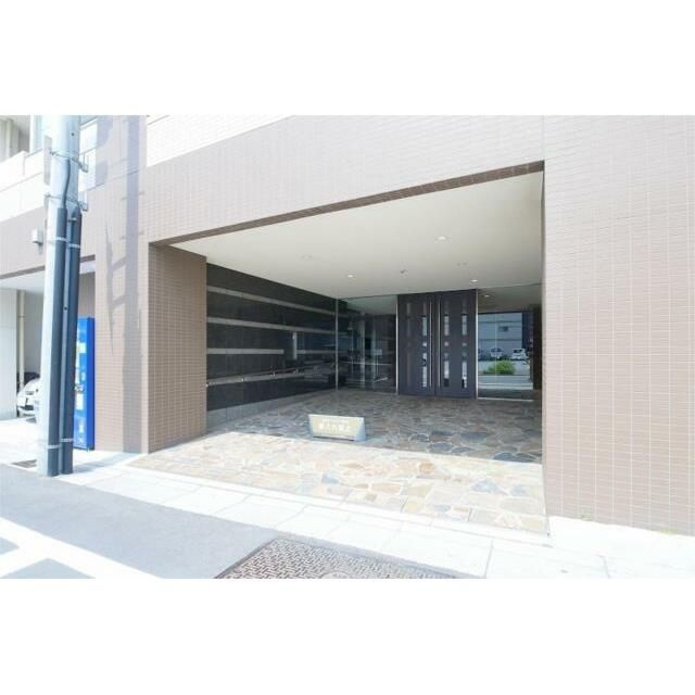 アーバンフィールド曳舟のエントランス