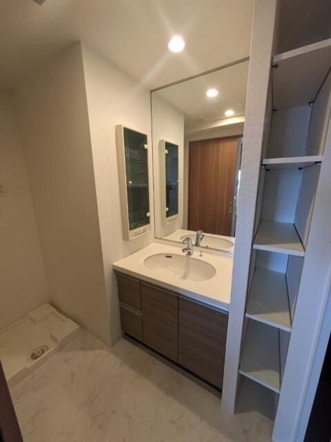 アーバンフィールド曳舟の洗面所