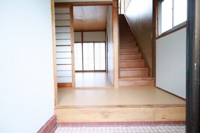 【玄関】 | 北久米町431戸建　2階建て