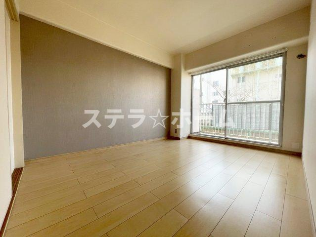 ネオハイツ城東の洋室|個人の部屋や寝室として使える洋室です