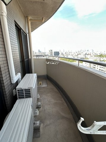 【バルコニー】